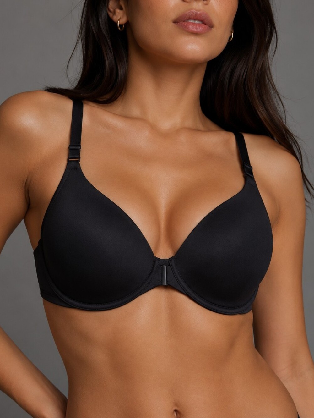 Olga Black Underwire T-Shirt Bra Smooth Molded Cups Everyday Support Seamless